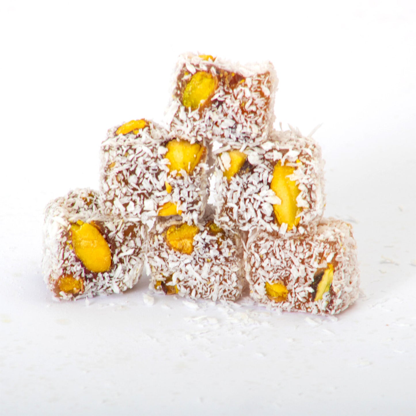 Mixed Turkish Delight with Coconut and Fig (Hindistan Cevizli İncirli Karışık Çerezli Lokum) 1kg
